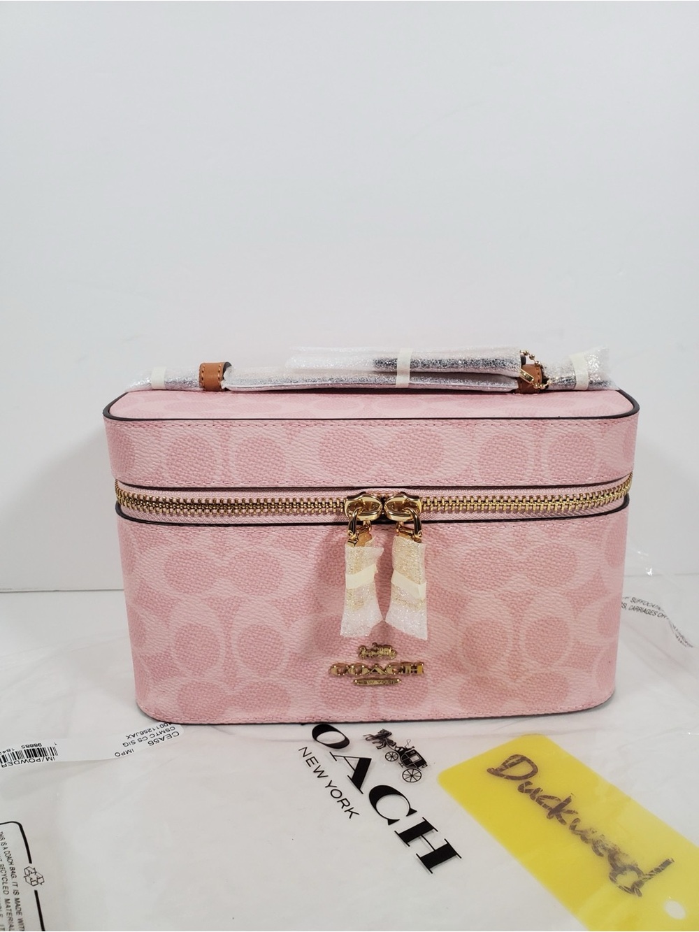 NWT Coach Cosmetic Case In Signature Canvas Powder Pink CEA56 - Picture 4 of 6